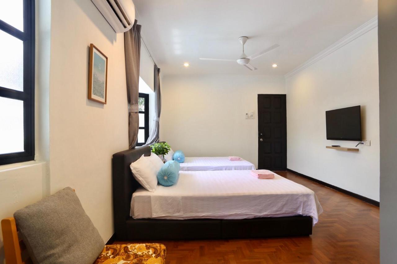 Bed & Breakfast G Front