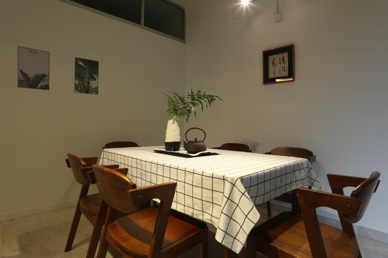 G Front Bed & Breakfast Batu Ferringhi